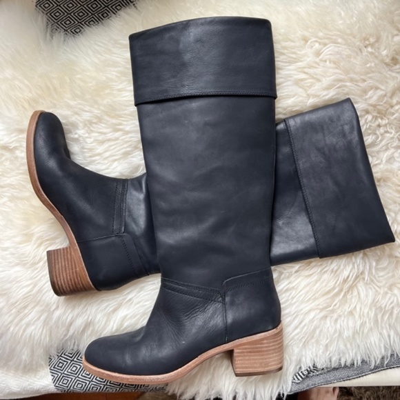 NEW UGG Knee-High Leather Riding Boots, Black - Picture 8 of 8